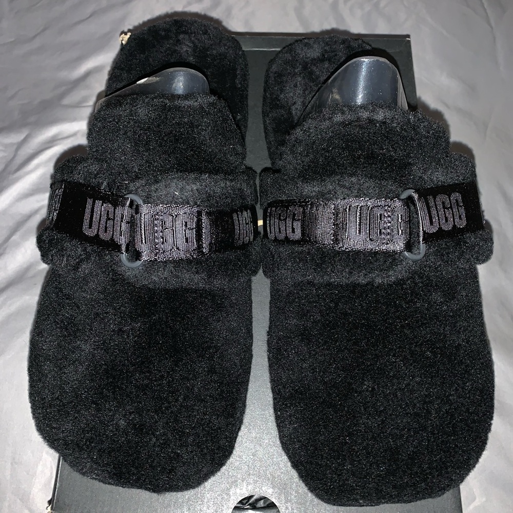 UGG slides men